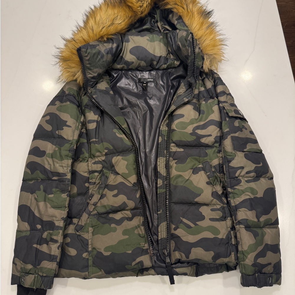 Women’s Aqua XS Puffer Jacket with removable fur hood